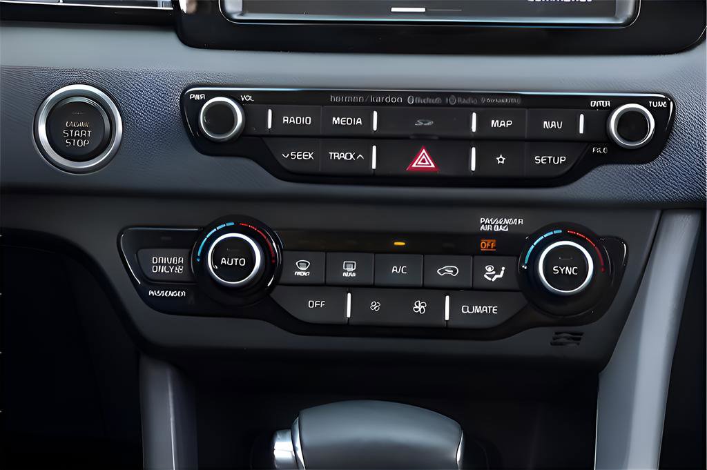 Used 2019 Kia Niro EX w/ Option Group 040 FWD image 15