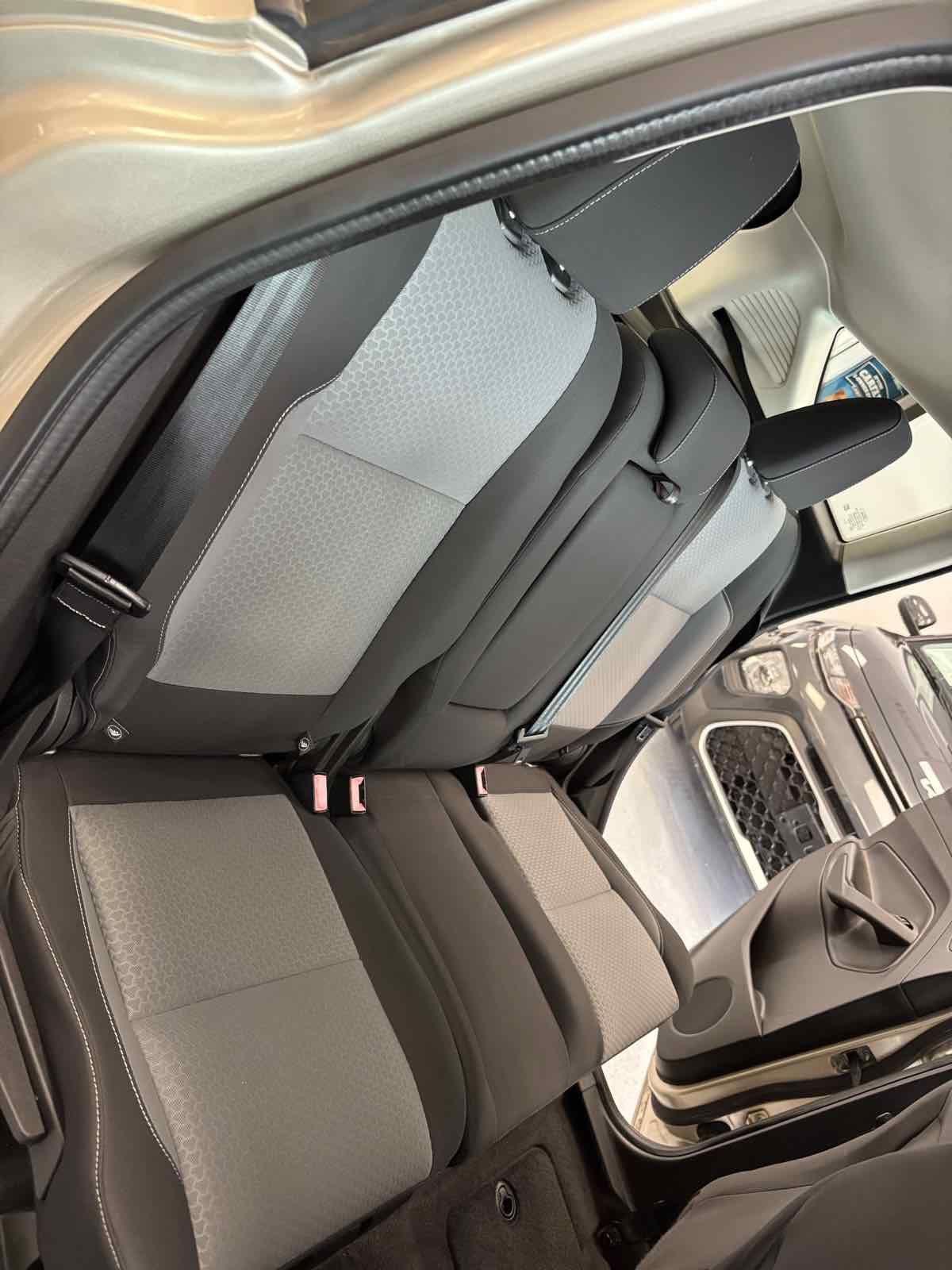 Used 2017 Ford C-MAX SE image 23