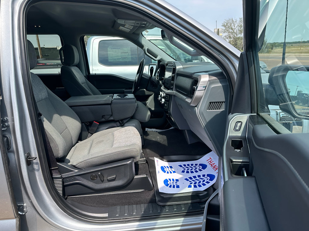 Used 2023 Ford F150 XLT w/ Equipment Group 302A High image 11