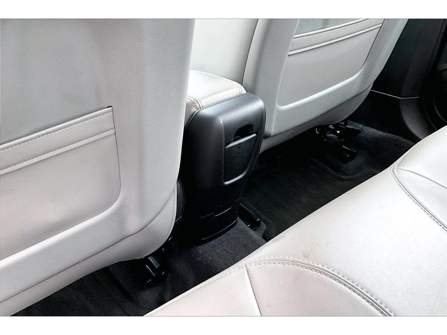 Used 2012 Buick Verano Convenience FWD image 12