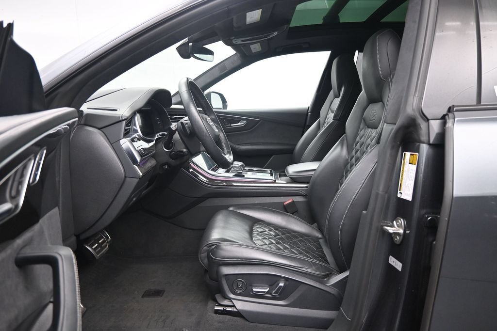 Used 2023 Audi SQ8 Prestige AWD/4WD image 23