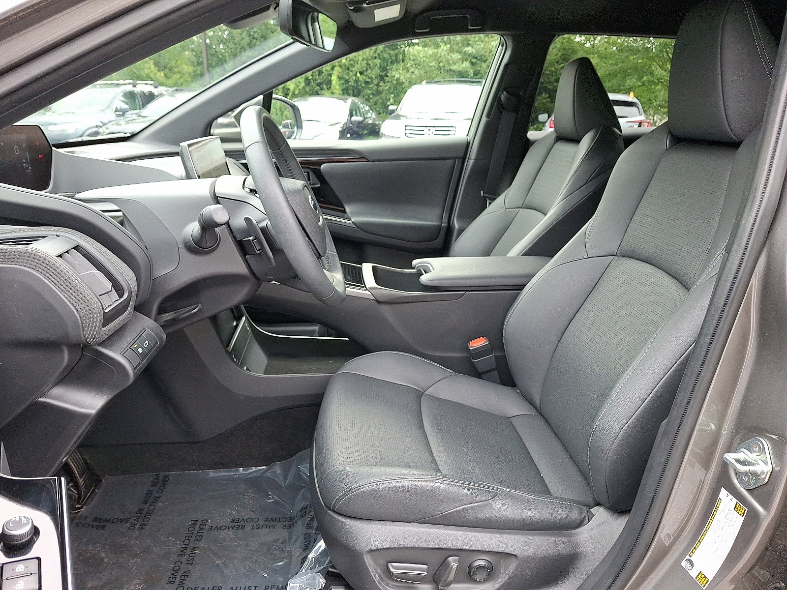 Used 2023 Subaru Solterra AWD image 13