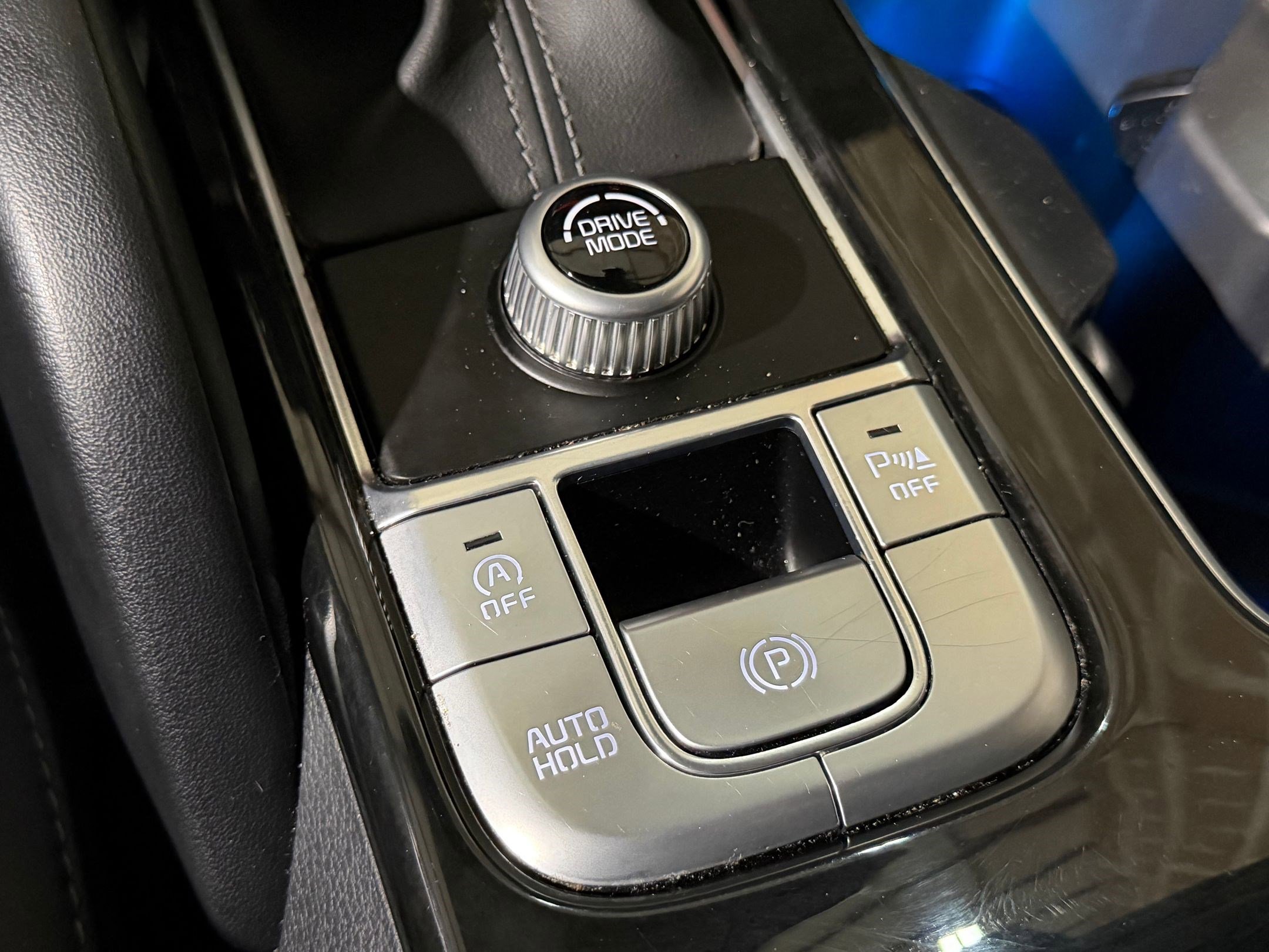 Used 2021 Kia Telluride LX FWD image 29