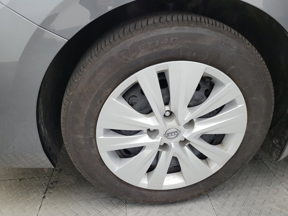 Used 2025 Nissan Sentra S FWD image 31