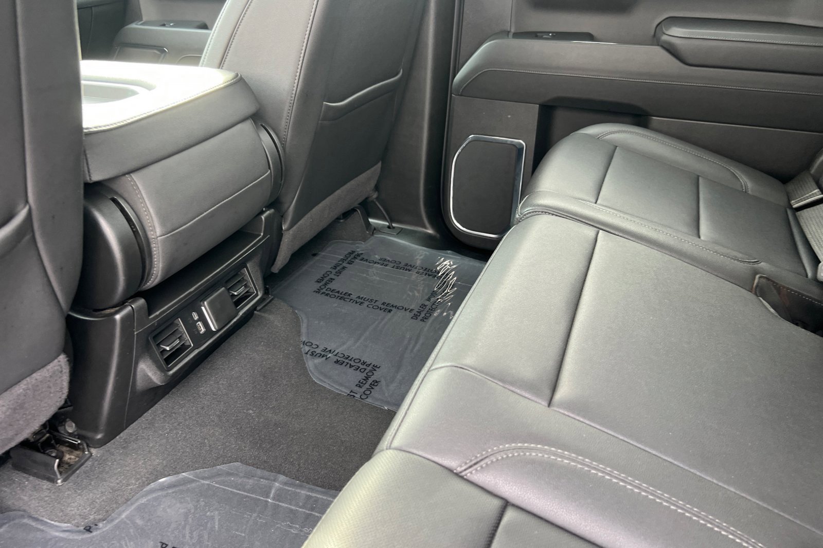 Used 2024 GMC Sierra 1500 SLT image 9