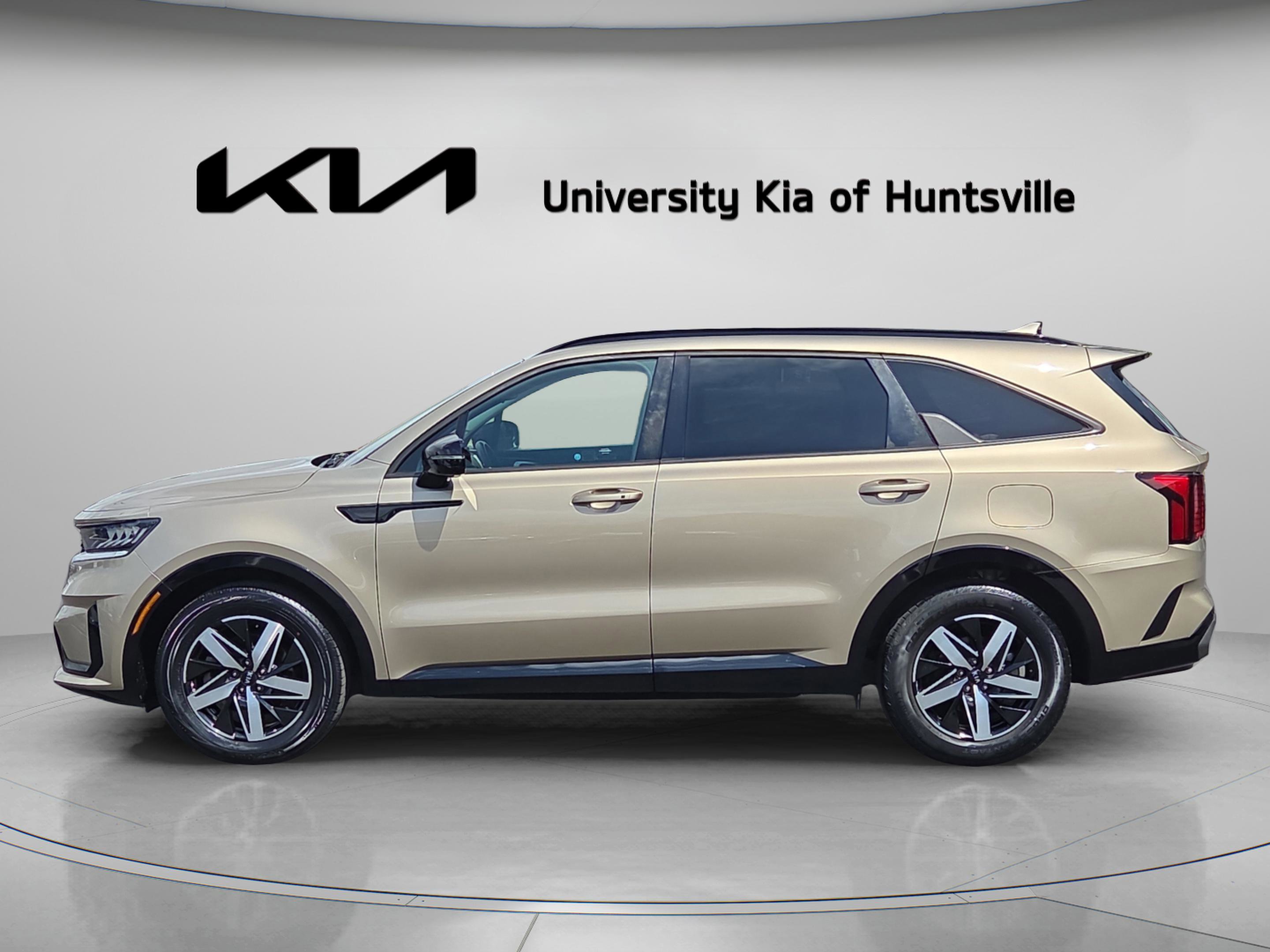 Used 2021 Kia Sorento S image 4