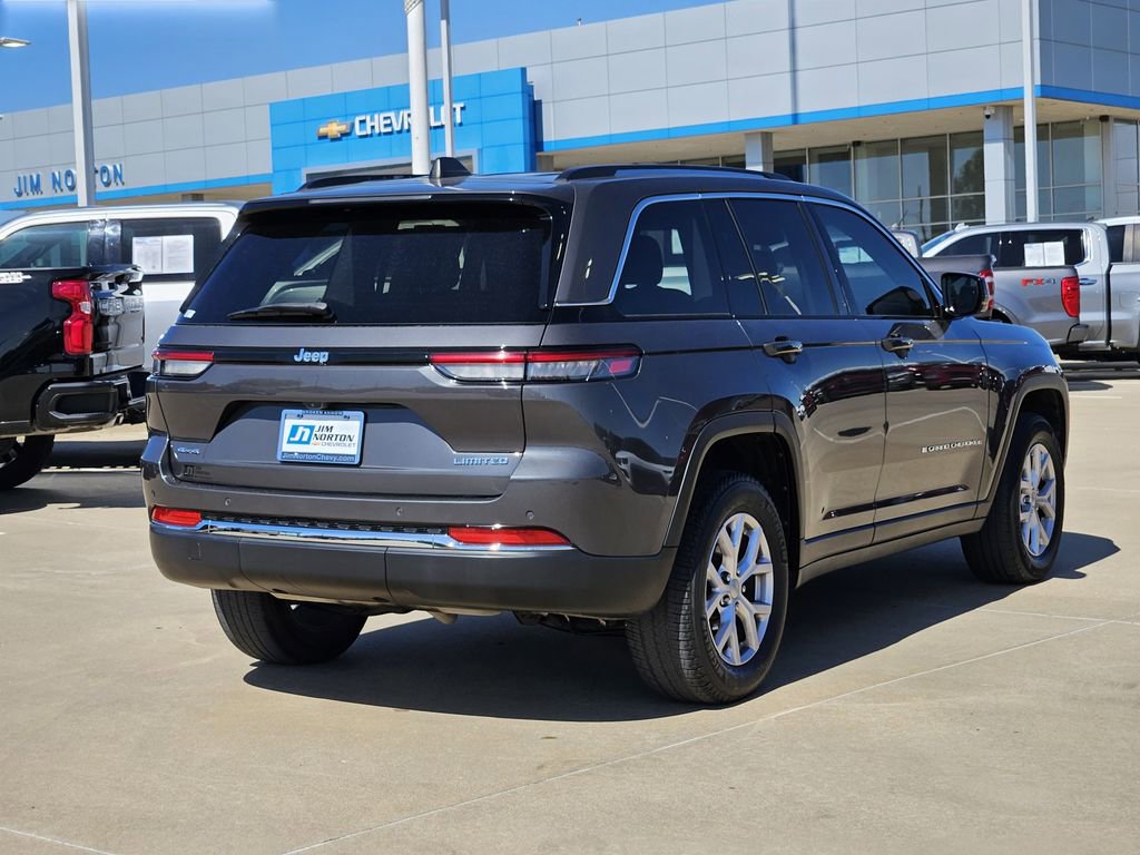 Used 2022 Jeep Grand Cherokee Limited AWD/4WD image 10