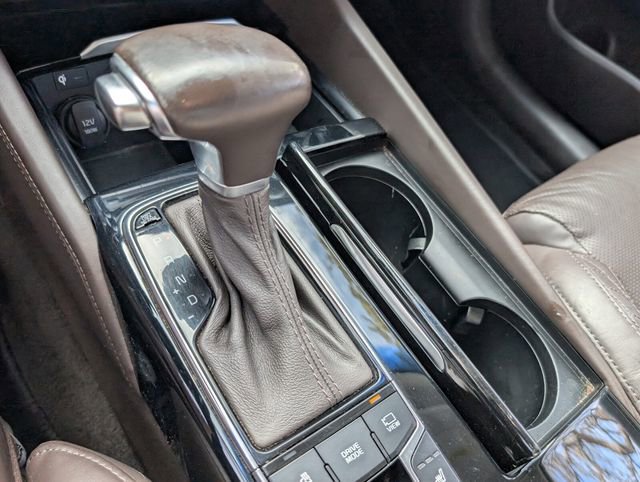 Used 2017 Kia Cadenza Limited w/ Paint Protection Package image 31