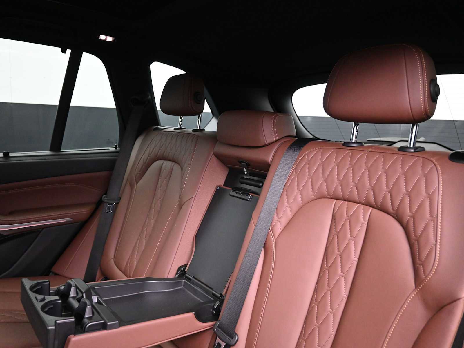 Used 2023 BMW X5 M50i w/ Executive Package image 14