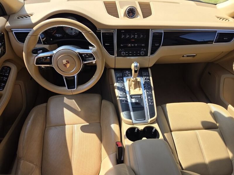 Used 2017 Porsche Macan S AWD/4WD image 9