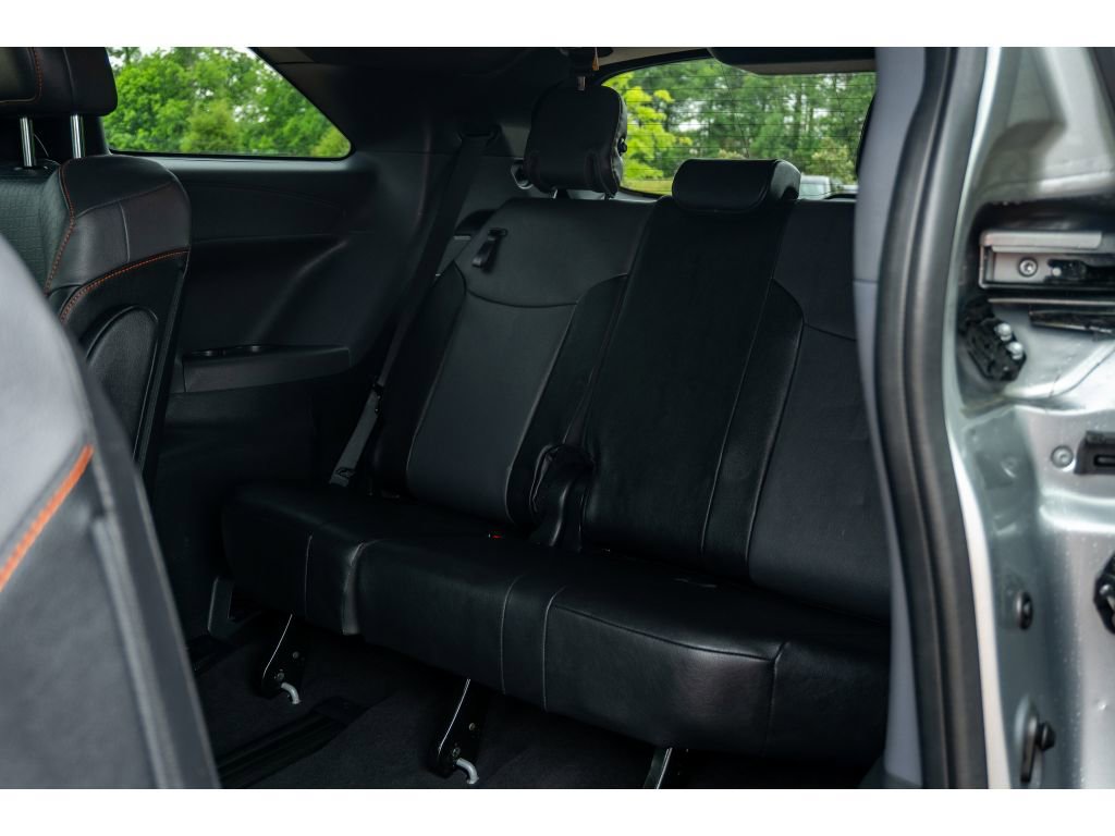 Used 2023 Toyota Sienna XSE AWD/4WD image 17
