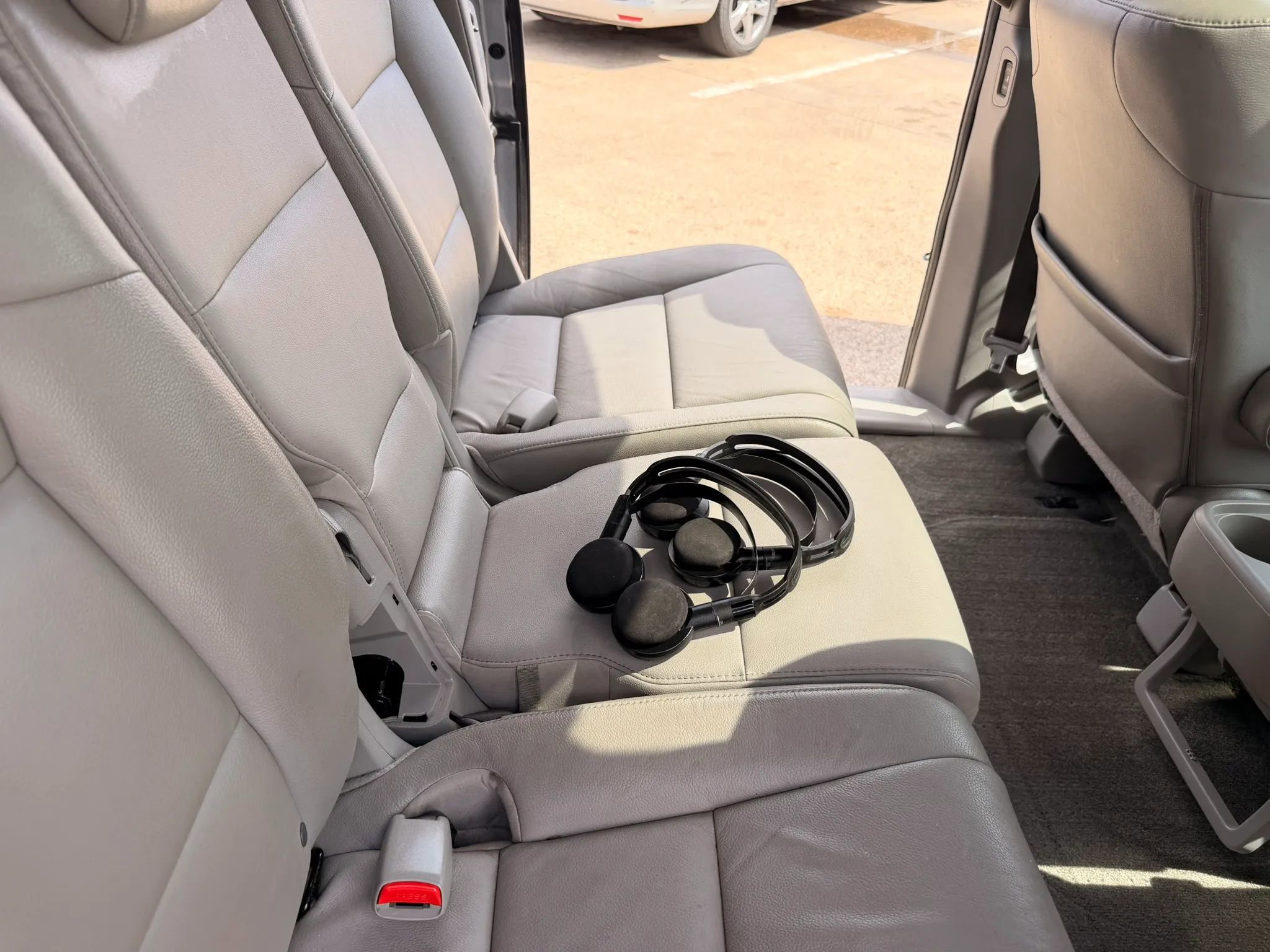 Used 2016 Honda Odyssey Touring image 14