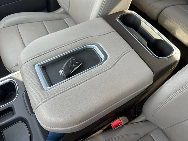 Used 2022 GMC Sierra 1500 SLT w/ SLT Convenience Package image 22