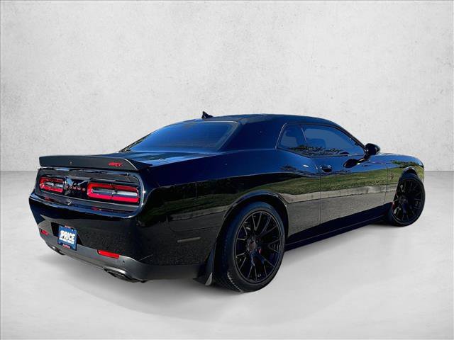 Used 2016 Dodge Challenger SRT Hellcat RWD image 2