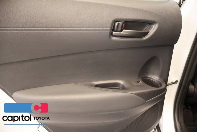 Certified 2026 Toyota Corolla Cross LE AWD/4WD image 30