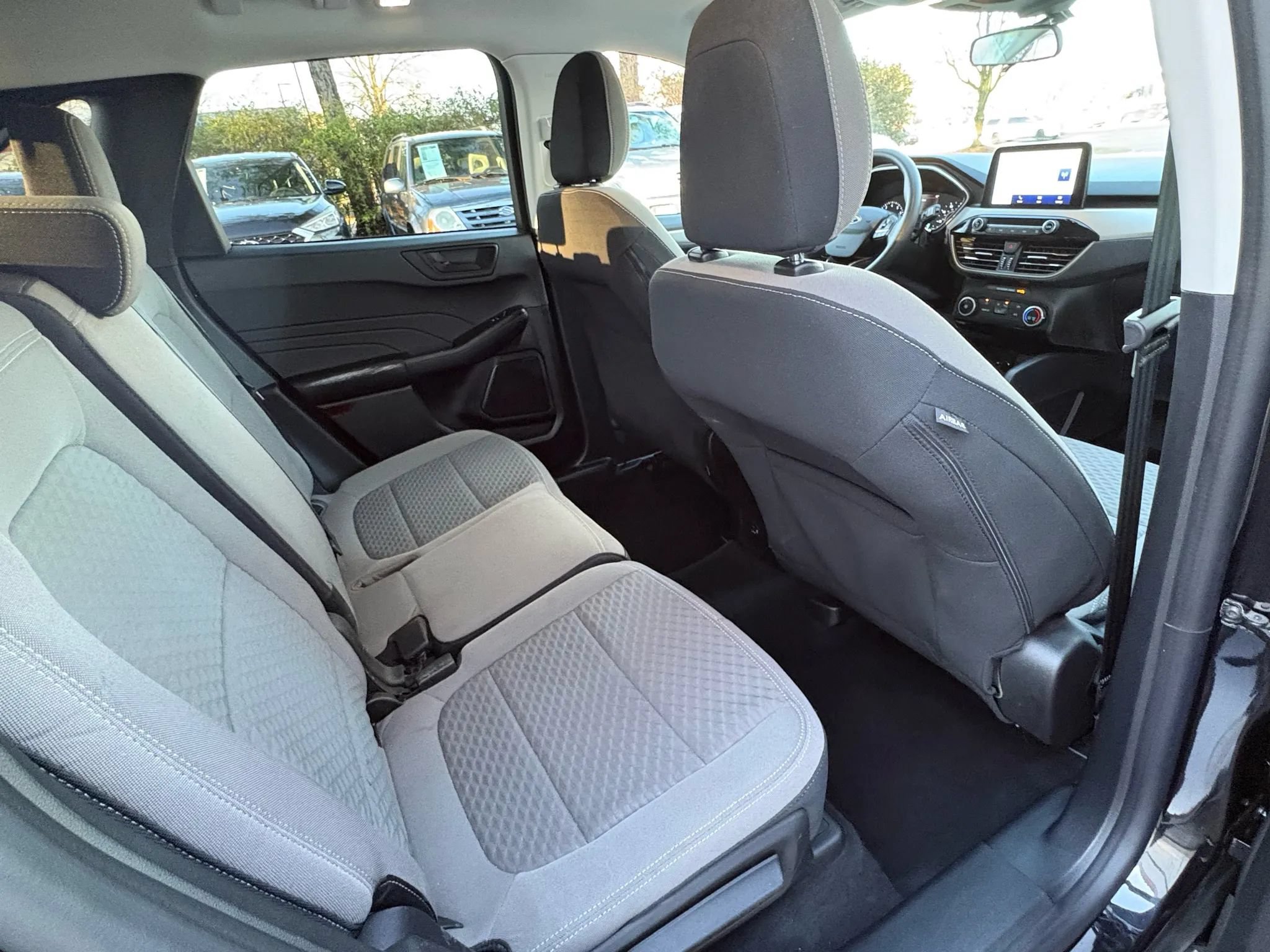 Used 2022 Ford Escape SE FWD image 13