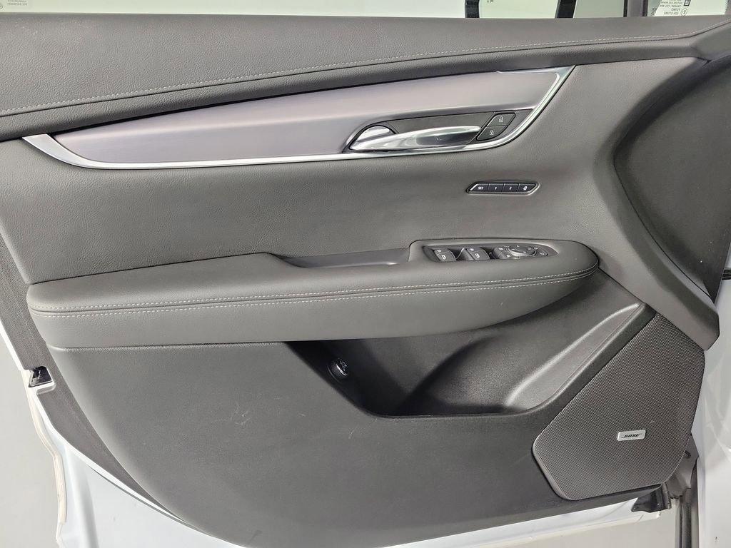 Certified 2024 Cadillac XT6 Luxury w/ LPO, Floor Liner Package image 20