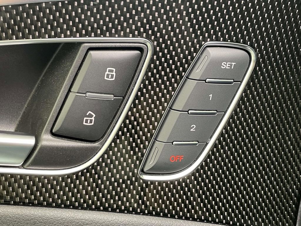 Used 2018 Audi S6 Premium Plus w/ Comfort Seating Package image 35