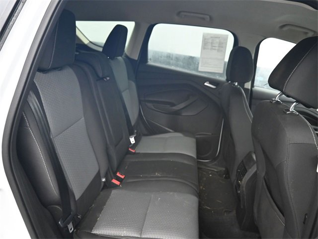 Used 2017 Ford Escape SE w/ Equipment Group 201A image 6