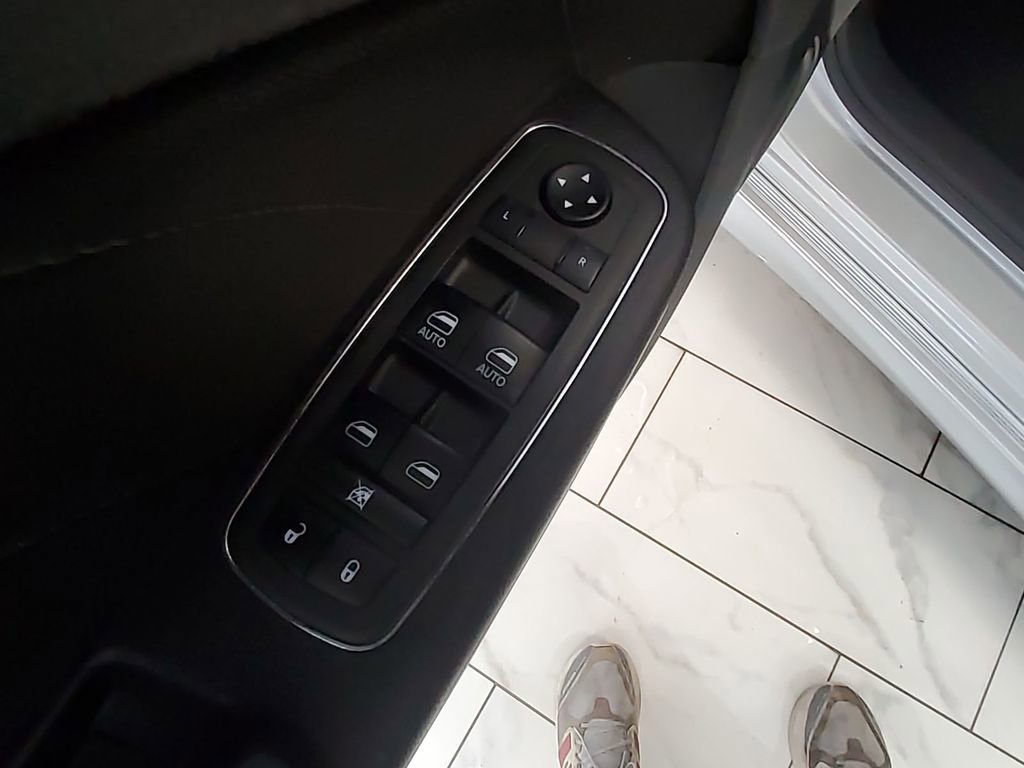 Used 2021 Dodge Charger Scat Pack w/ Navigation & Travel Group image 23