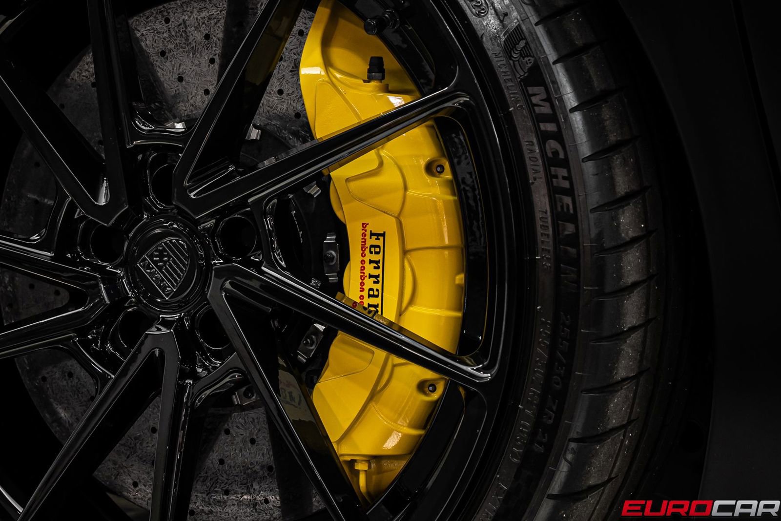 Used 2021 Ferrari SF90 Stradale AWD/4WD image 21