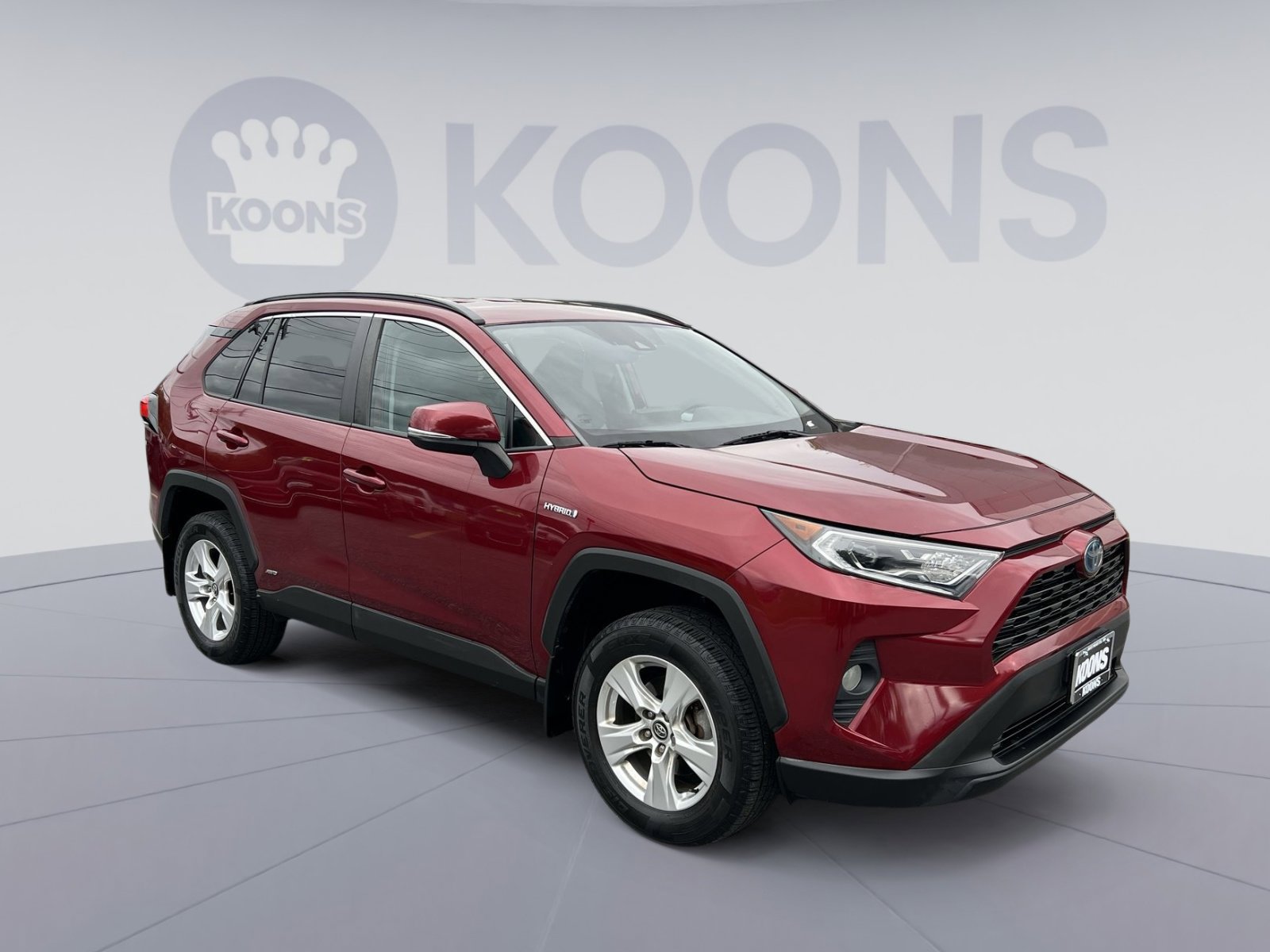 Used 2020 Toyota RAV4 XLE w/ Carpet Mat Package AWD/4WD image 10