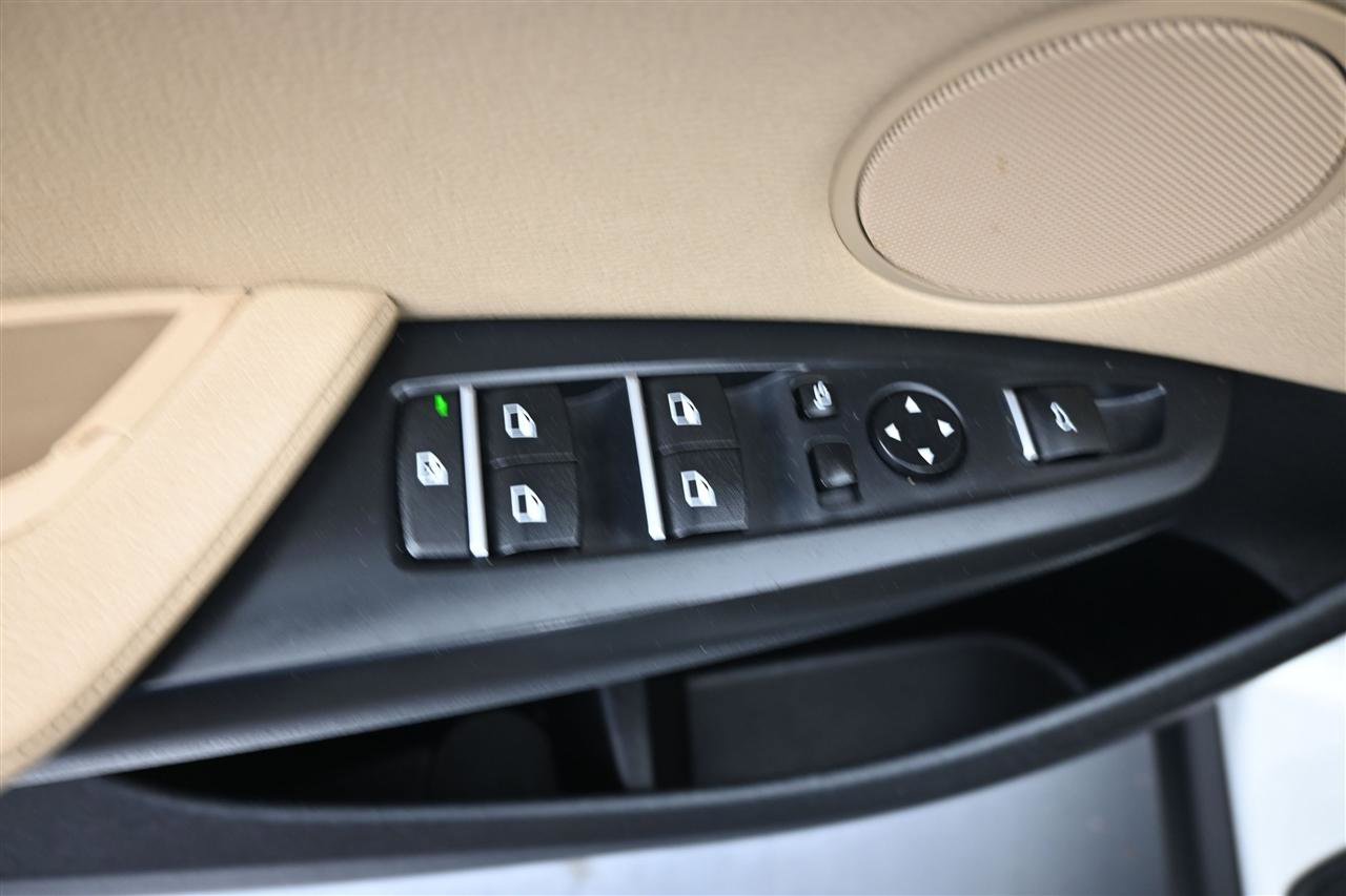 Used 2017 BMW X3 xDrive28i AWD/4WD image 14