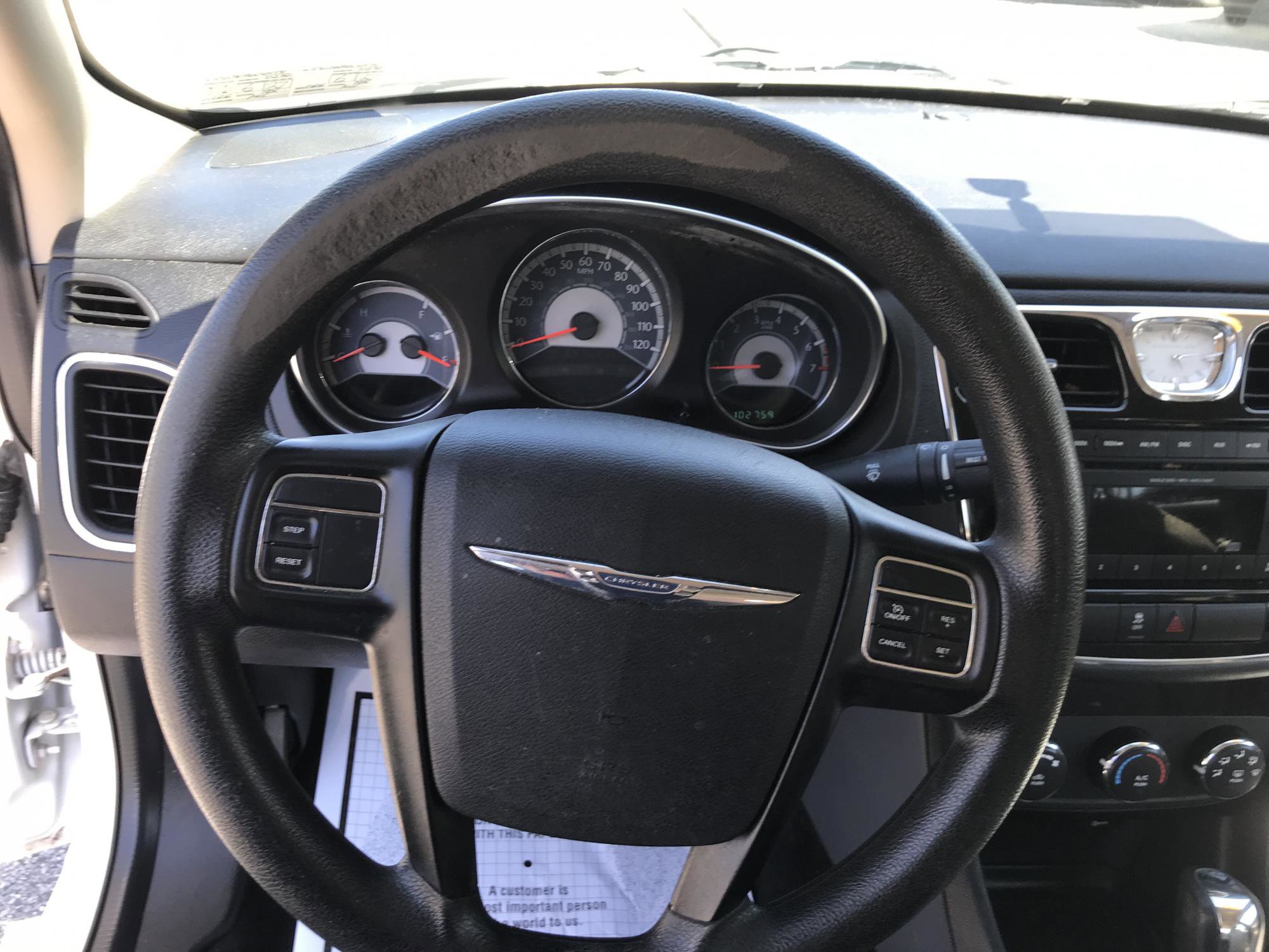 Used 2014 Chrysler 200 LX FWD image 12