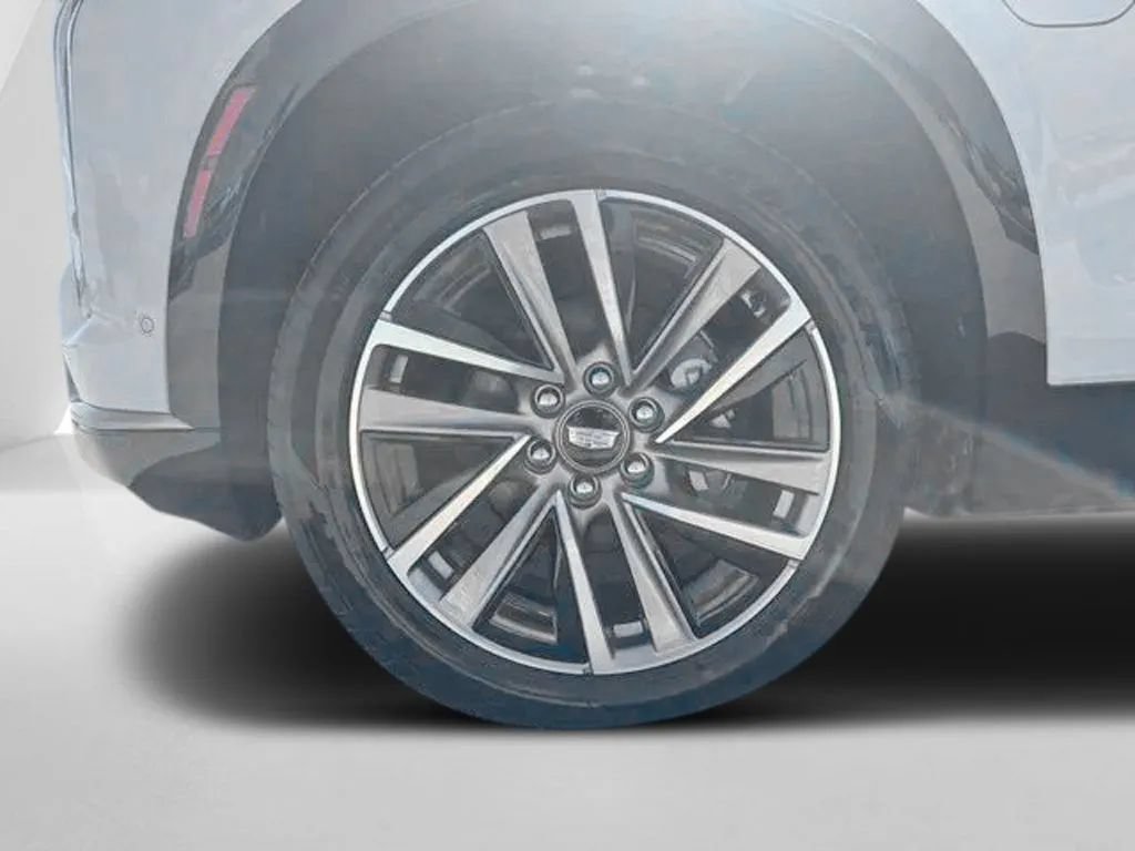 New 2027 Cadillac Vistiq Sport w/ LPO, Floor Liner Package AWD/4WD image 31