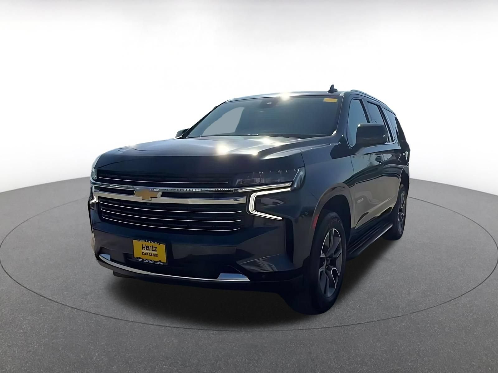 Used 2024 Chevrolet Tahoe LT w/ Luxury Package RWD image 6
