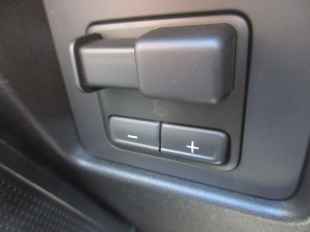 New 2026 GMC Canyon AT4 w/ Technology Plus Package AWD/4WD image 19