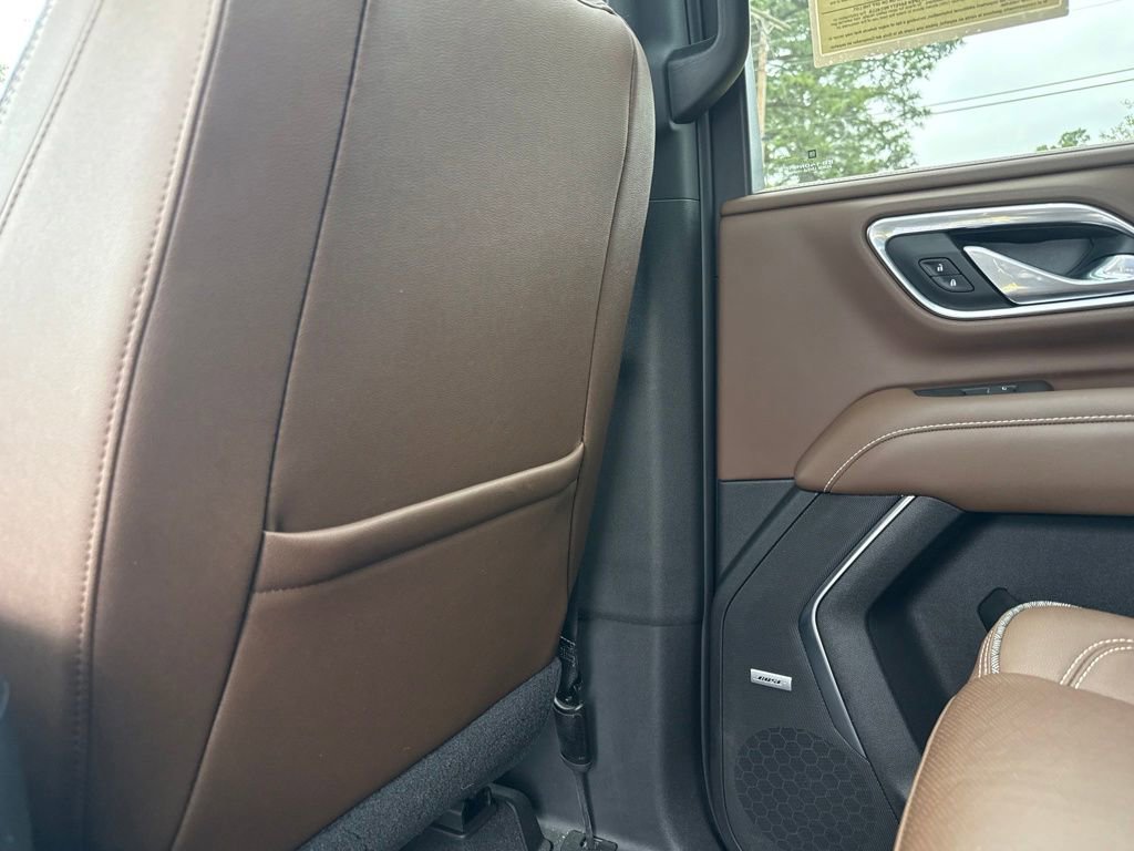 Used 2021 Chevrolet Suburban High Country image 44