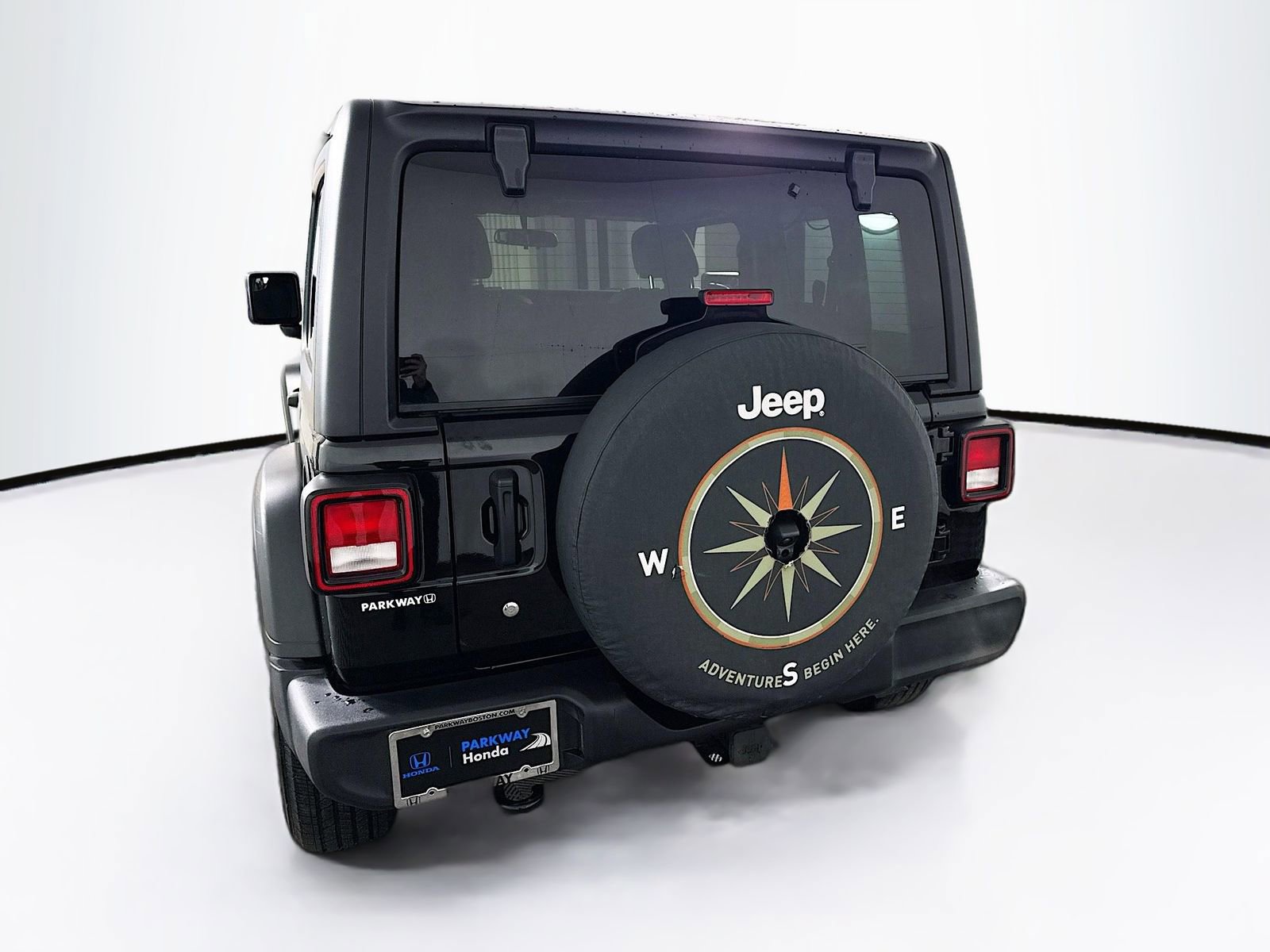 Used 2022 Jeep Wrangler Sport image 6