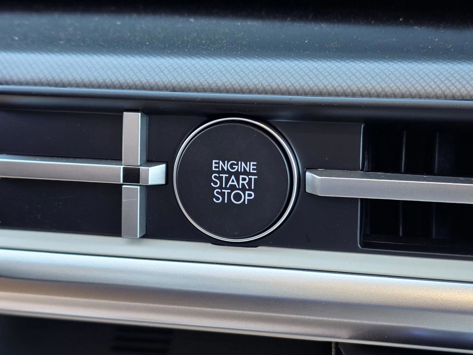 New 2026 Hyundai Santa Fe SE image 28