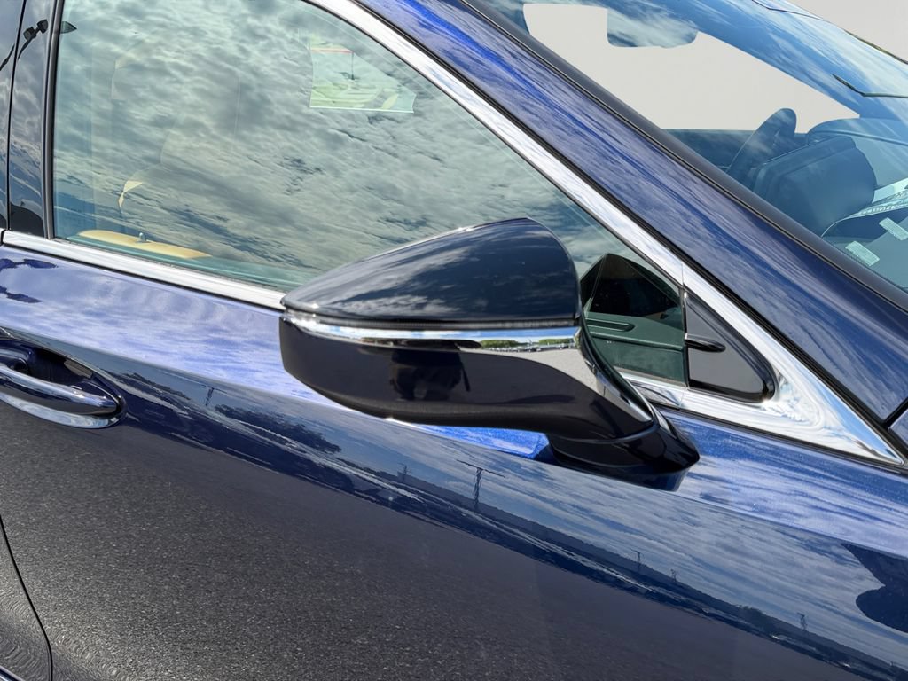 Certified 2023 Lexus ES 300h w/ Accessory Package (Z1) FWD image 27