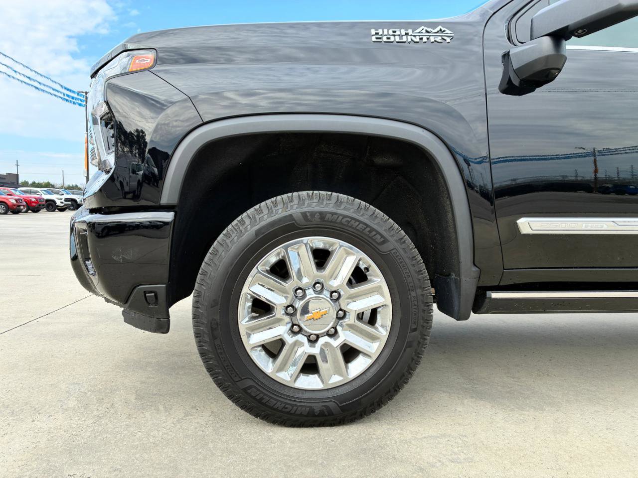 Used 2024 Chevrolet Silverado 2500 High Country w/ Technology Package image 7