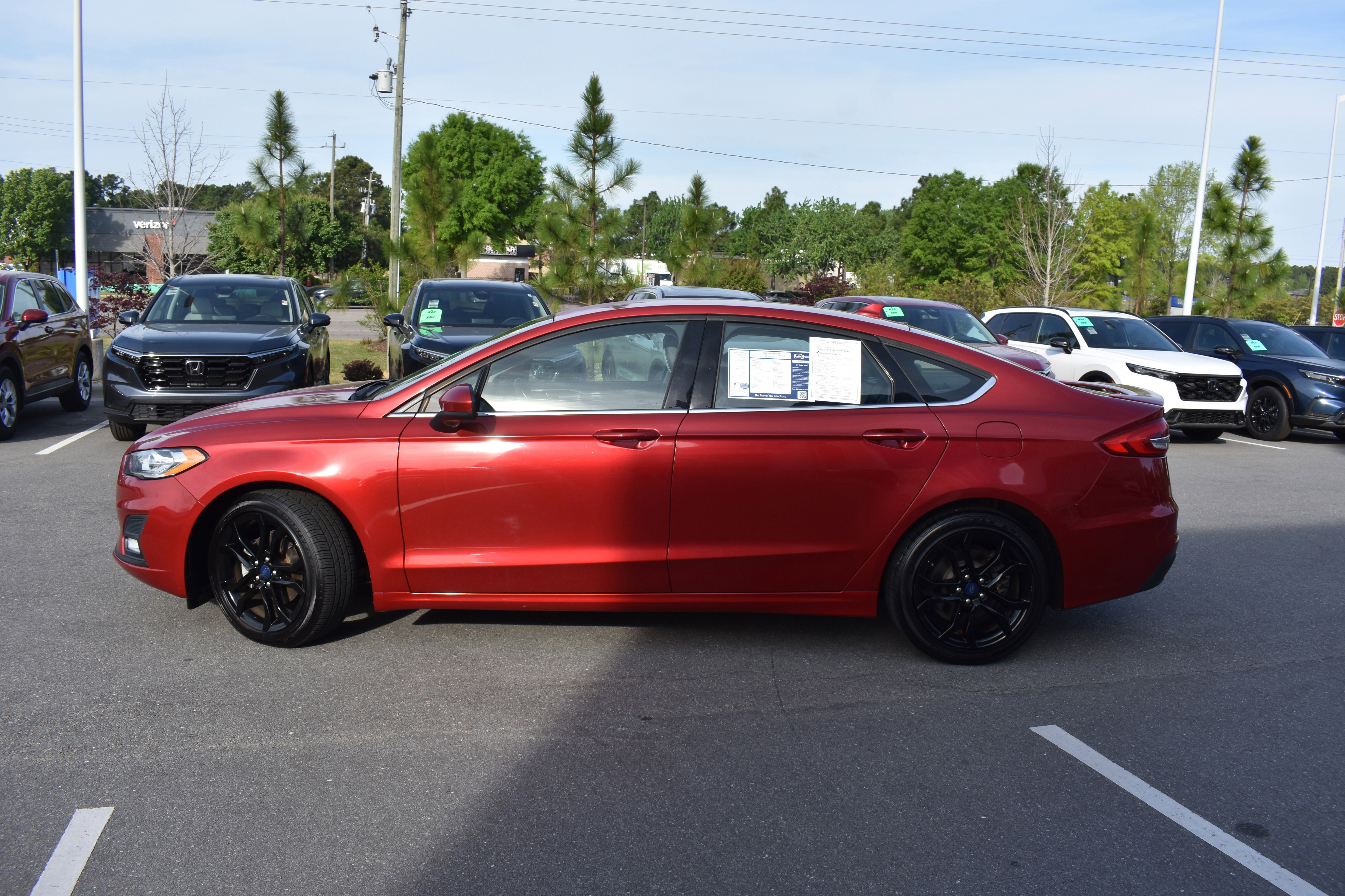 Used 2020 Ford Fusion SE w/ Equipment Group 151A image 6