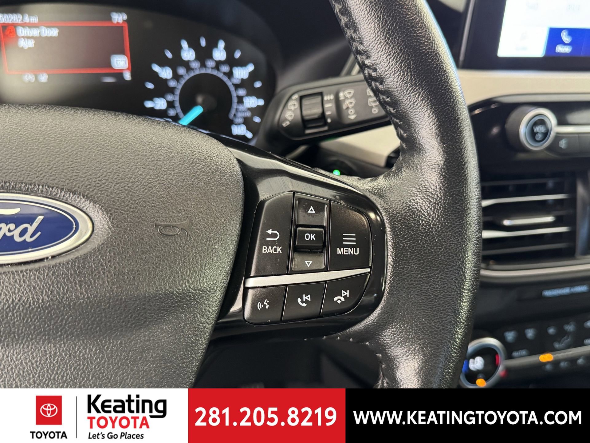 Used 2021 Ford Escape SE w/ SE Sport Appearance Package image 27