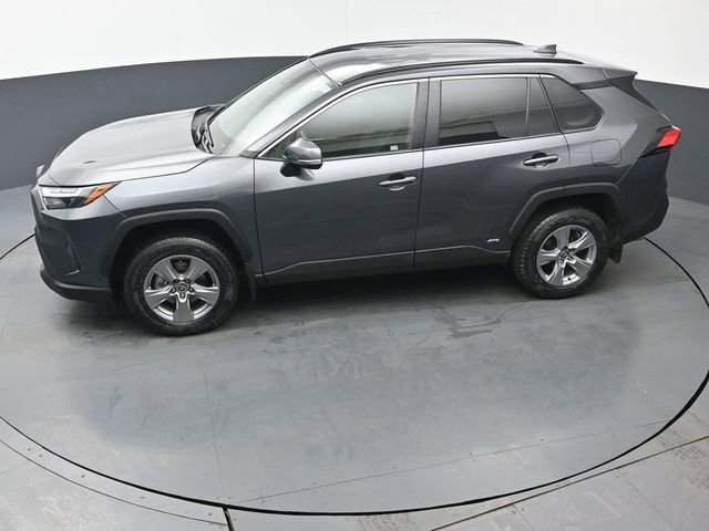 Certified 2025 Toyota RAV4 LE AWD/4WD image 34