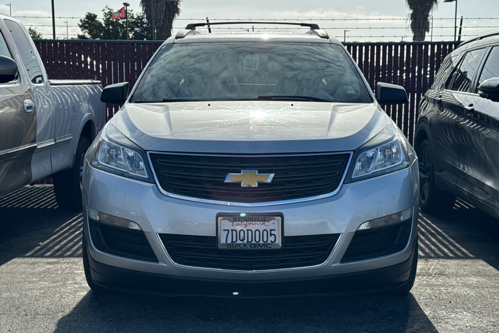 Used 2014 Chevrolet Traverse LS FWD image 3