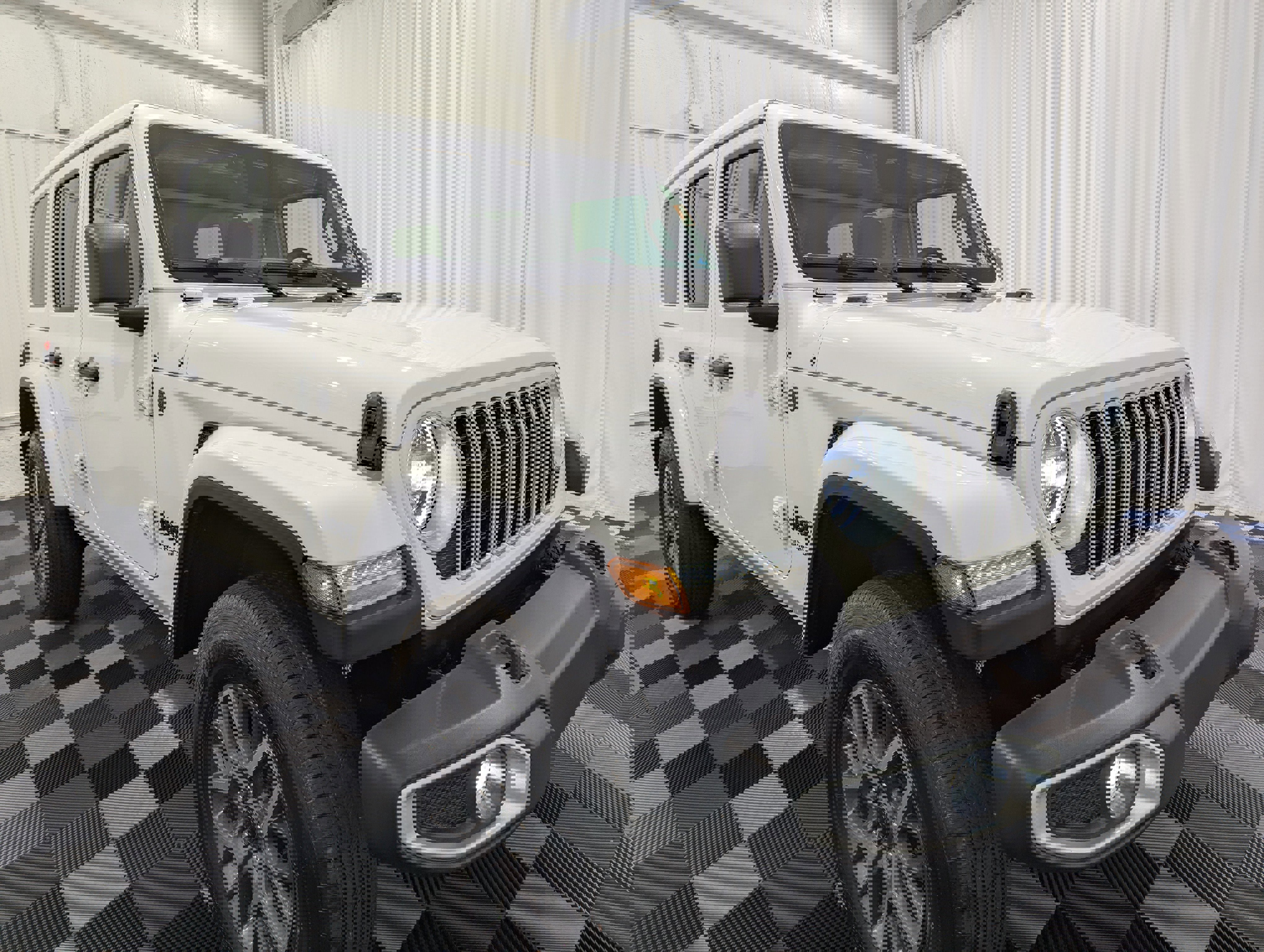 Used 2026 Jeep Wrangler Unlimited Sahara image 5