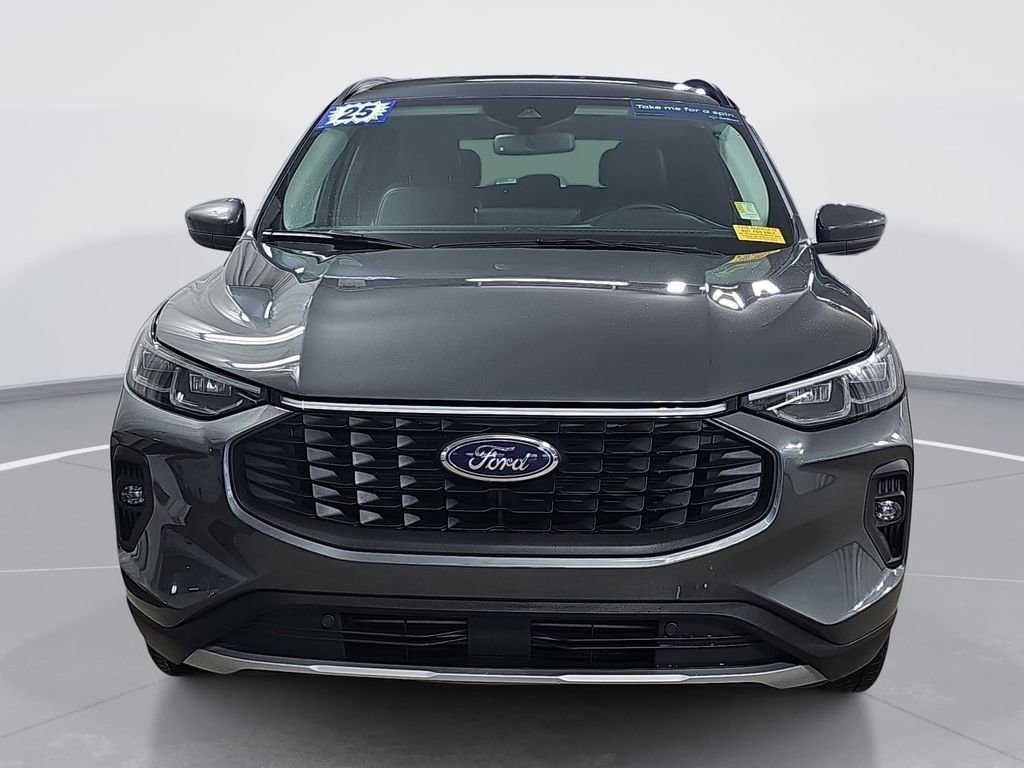 Used 2025 Ford Escape Platinum AWD/4WD image 10