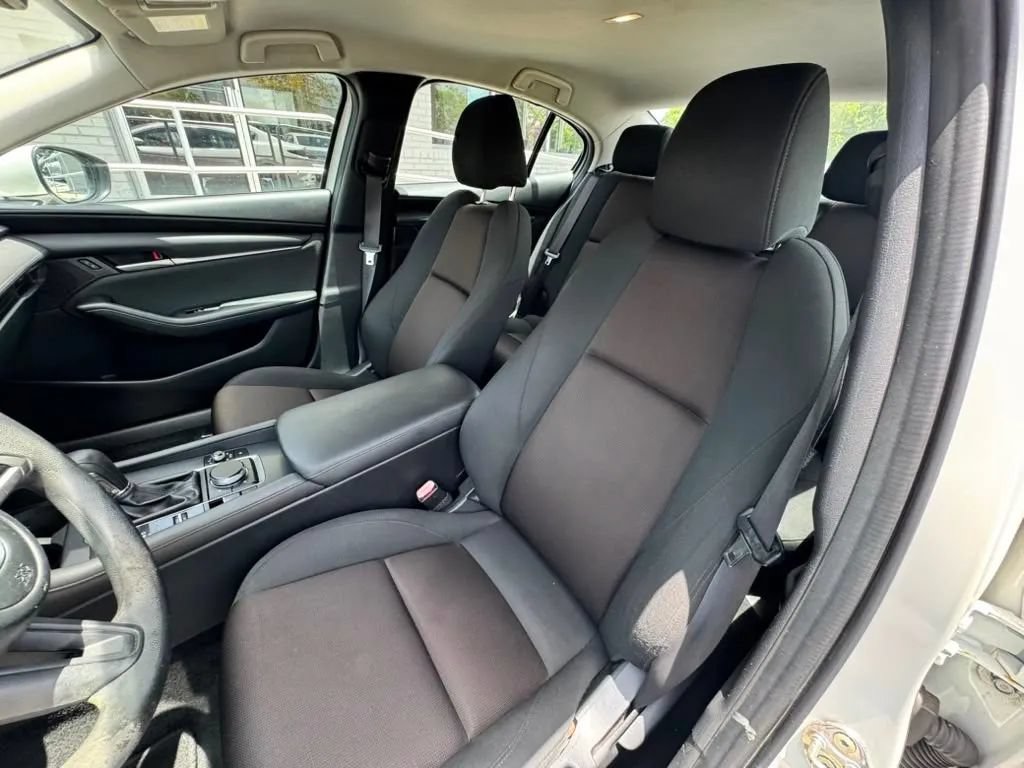 Used 2021 MAZDA MAZDA3 s FWD image 12