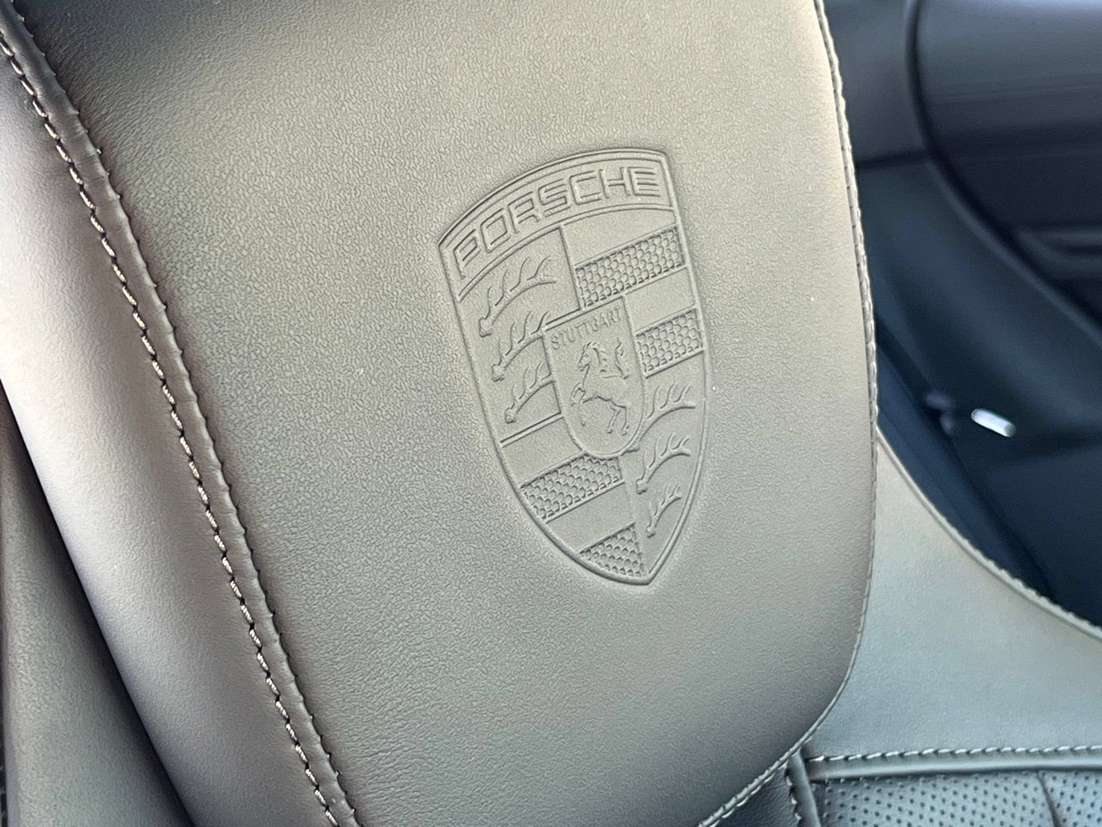 New 2026 Porsche Taycan AWD/4WD image 37