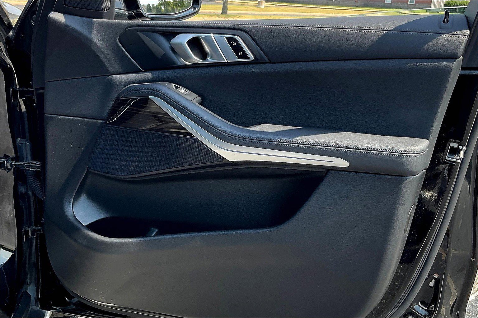 Used 2020 BMW X5 sDrive40i w/ Convenience Package image 17