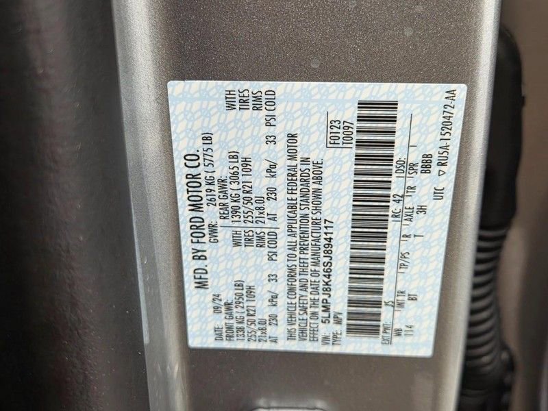 Used 2025 Lincoln Nautilus Reserve AWD/4WD image 22