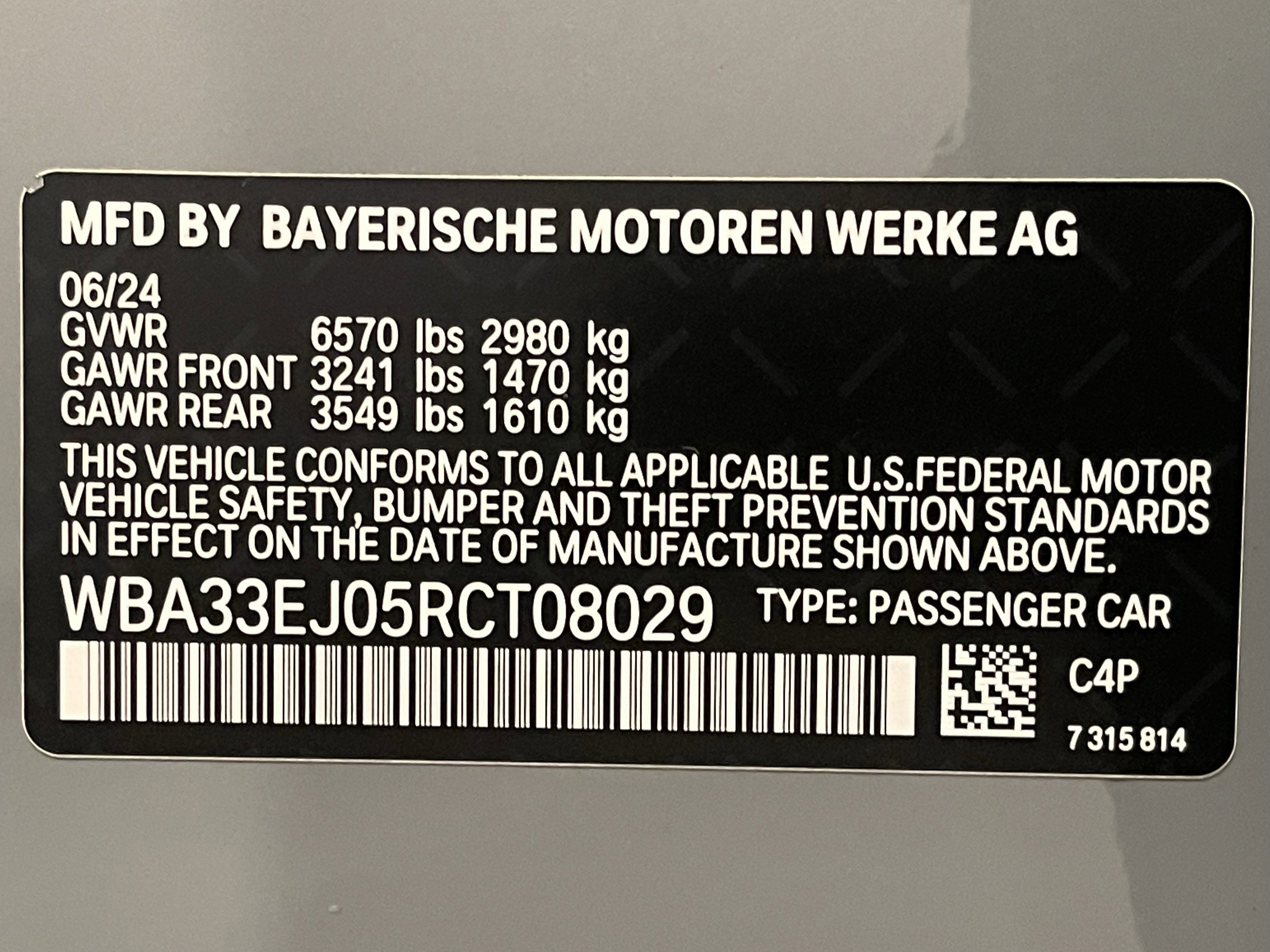 Certified 2024 BMW 760i xDrive w/ Premium Package 2 AWD/4WD image 25