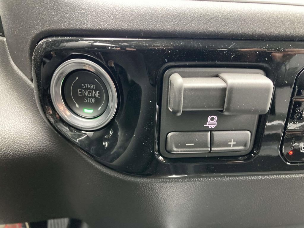 New 2026 GMC Sierra 2500 SLT w/ SLT Convenience Package image 22