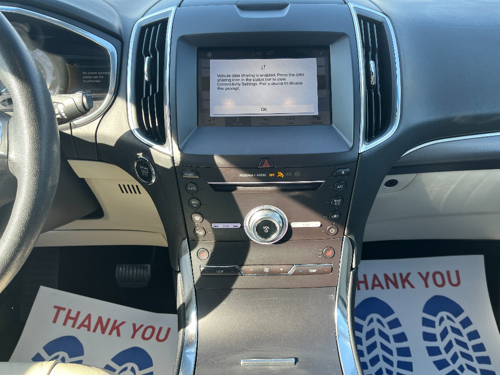 Used 2019 Ford Edge Titanium image 22