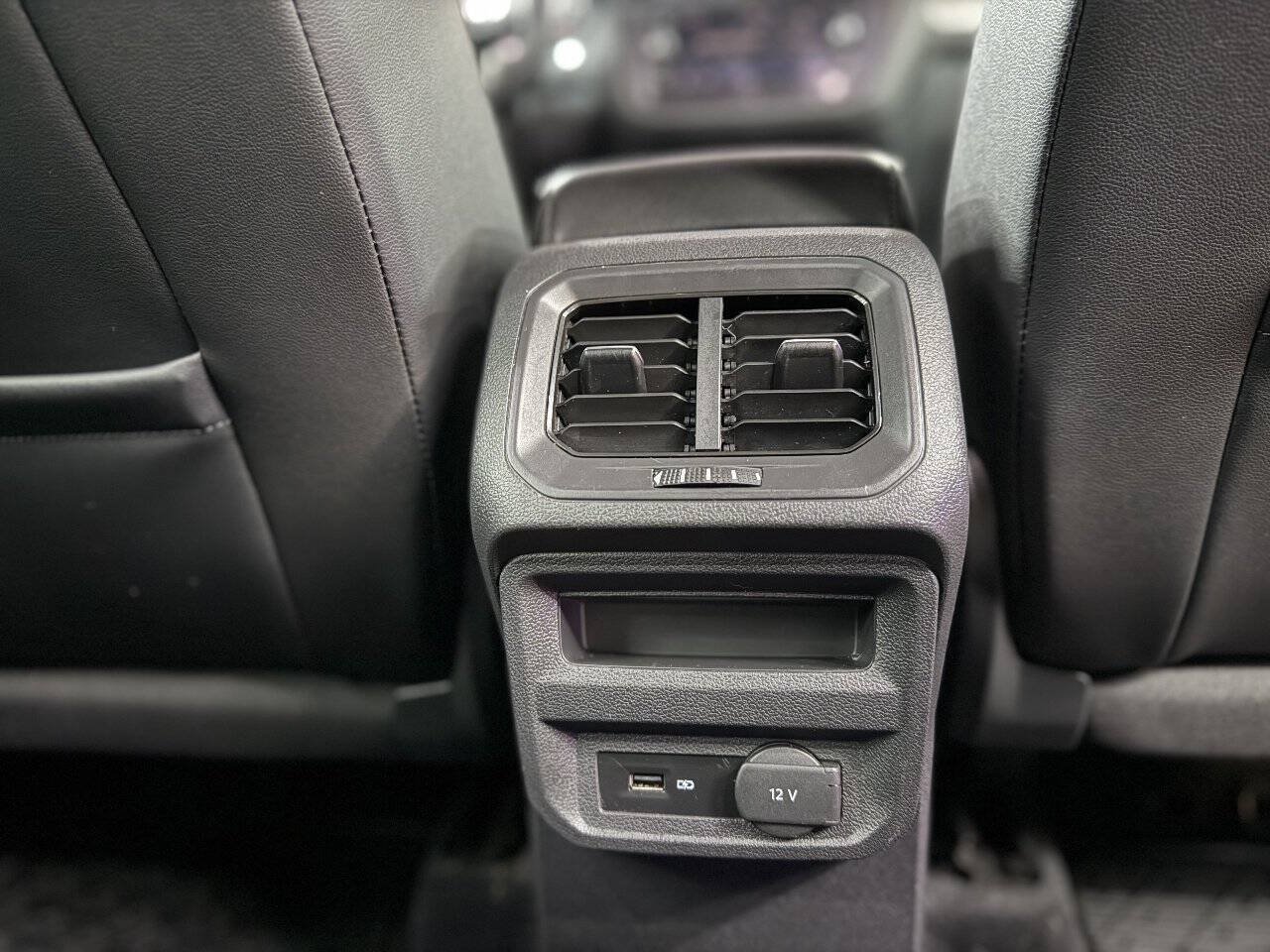 Used 2019 Volkswagen Tiguan SEL w/ 3rd Row Seat Package AWD/4WD image 22